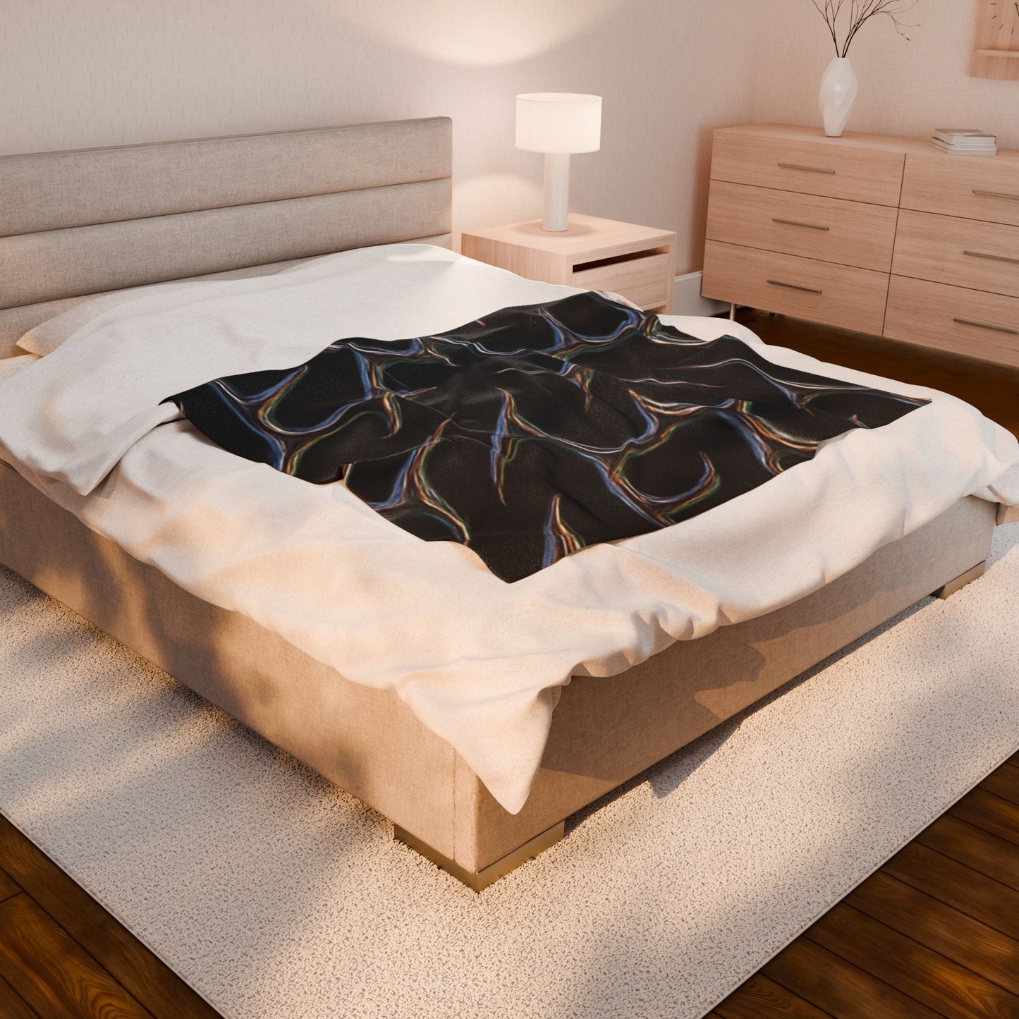 Iridescent Flame Pattern Velveteen Plush Blanket — Cozy Black Abstract Throw